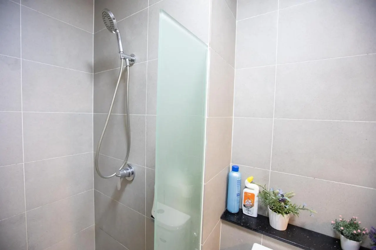 Georgetown High Floor Luxury 3Br Suite 0*, George Town